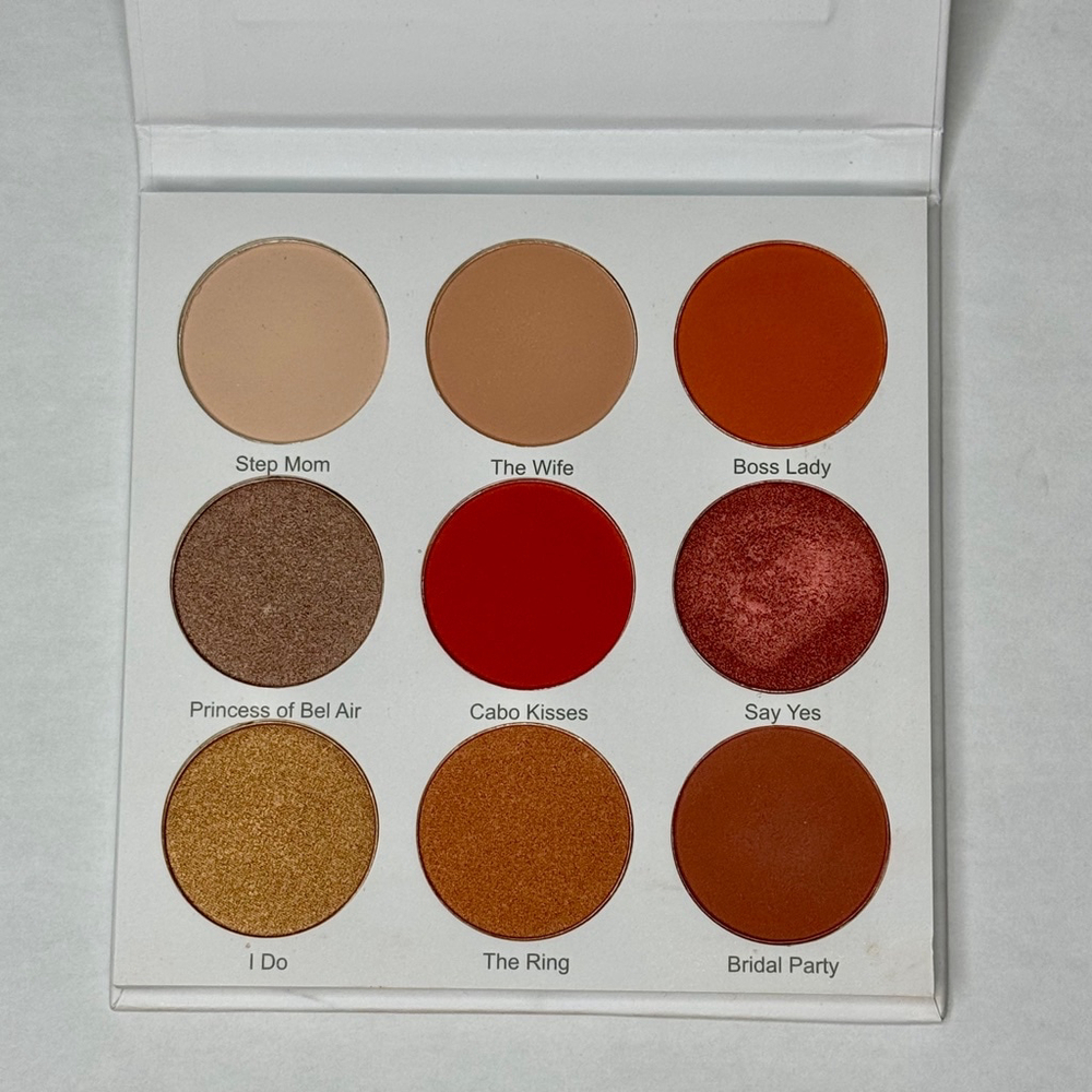 Give Them Lala Beauty The Grown Woman Eye Palette